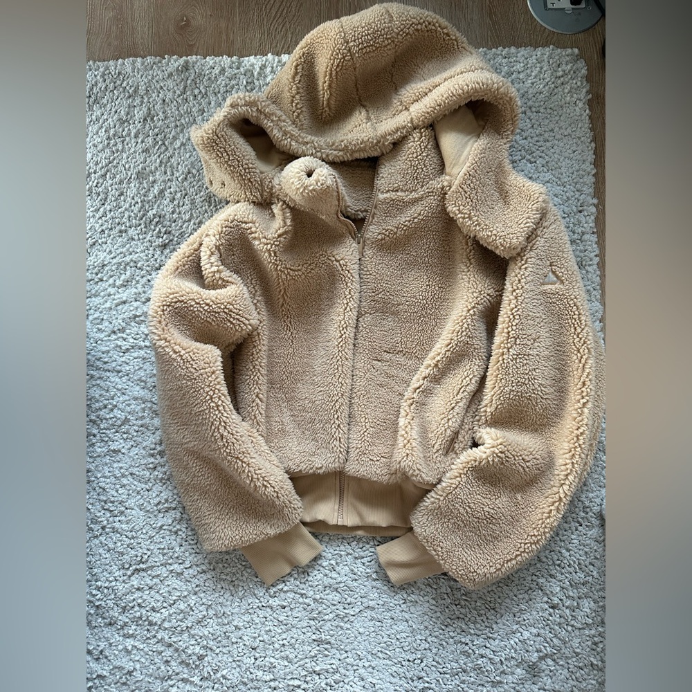 ALO Sherpa jacket - beige